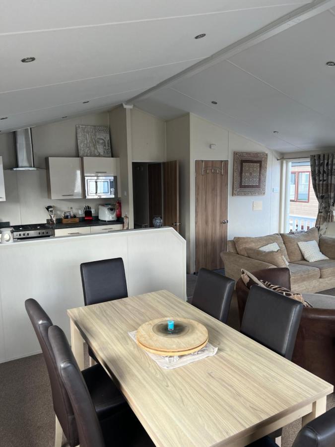 Lodge Caravan On Holiday Park Chichester Kültér fotó