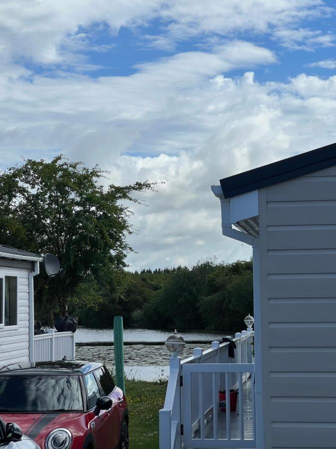 Lodge Caravan On Holiday Park Chichester Kültér fotó
